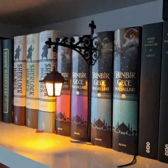 👻Ghost Bookshelf Lantern
