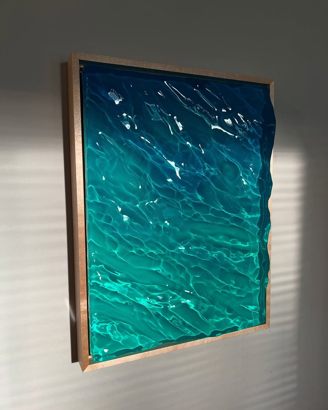 🌊 Handmade 3D Epoxy Resin Ocean Wave Art