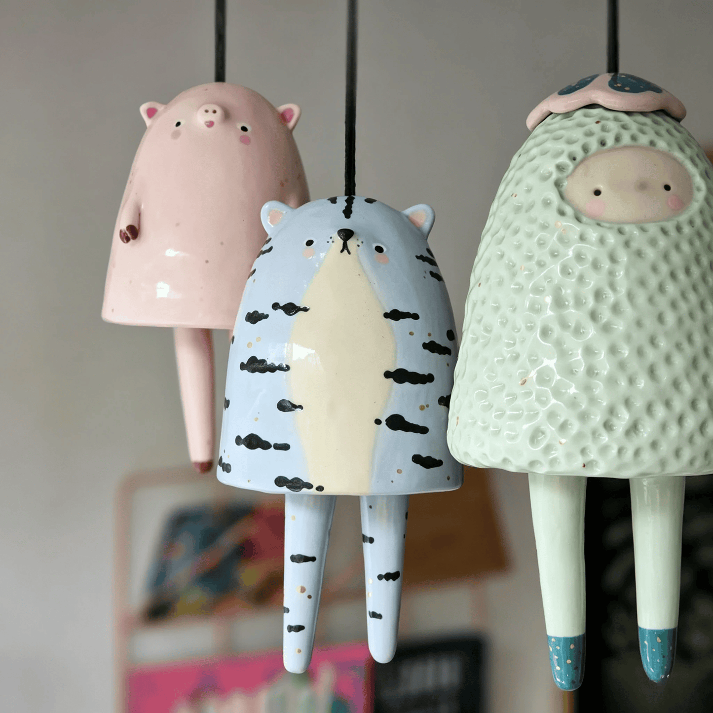 🌟🐶Hand-painted wind chime featuring cute animals🎐