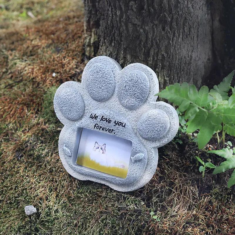 Pet Memorial Stone for Dogs and Cats – A Beautiful Tribute to Keep Their Memory Close Forever
