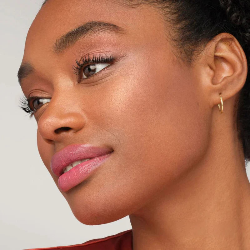 ✨ Buy 1 Get 1 Free – Glow Wardrobe Highlighting Eye & Cheek Palette 💫💖 Today Only!