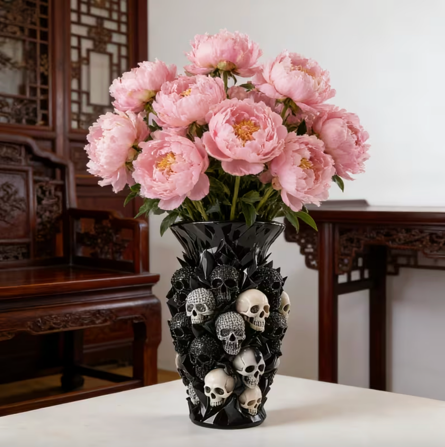 Luxury Gothic Skull Vase – Perfect for Red Roses & Dramatic Home Accent