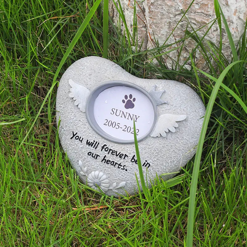 Pet Memorial Stone for Dogs and Cats – A Beautiful Tribute to Keep Their Memory Close Forever