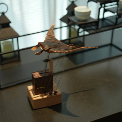 🎁ONLY TODAY FREE SHIPPING🎁Upgraded Version Handmade Wooden Electric Bionic Manta Ray Ornament🎈